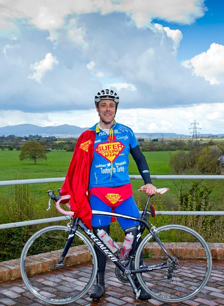 © Super Cycling Man, 2012 Super Cycling Man London 2012